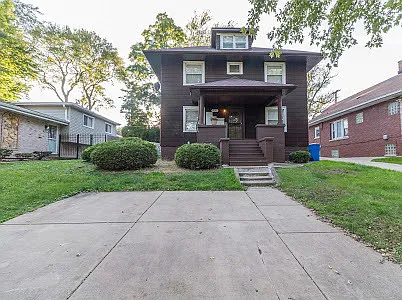9542 S Prospect Ave photo 1
