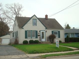325 Merrill Ave, Loves Park, IL 61111