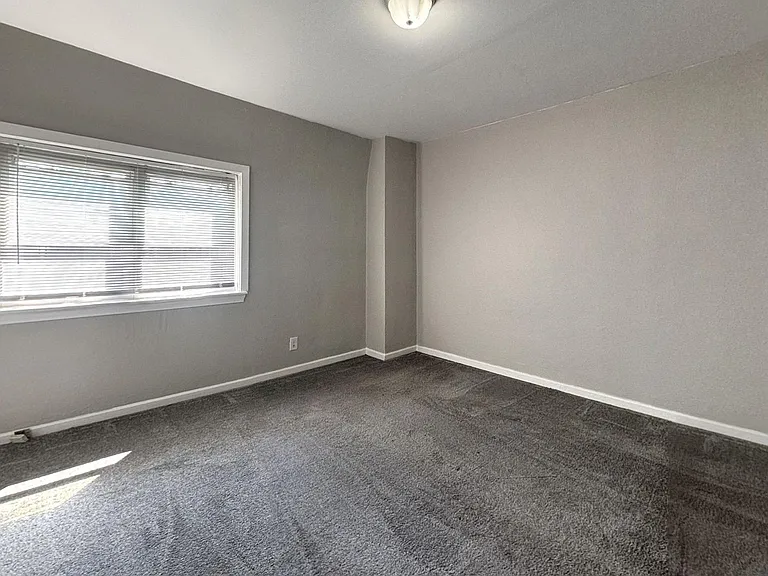 242 Margate Rd — Photo 18
