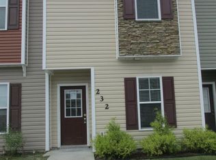 232 Glenhaven Ln, Jacksonville, NC 28546