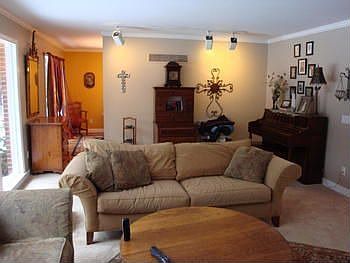 2nd image of 1212 Bayberry Ln