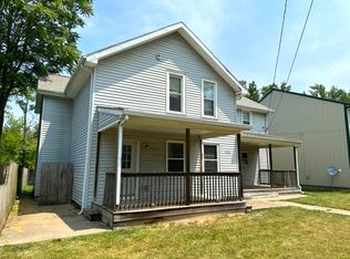 905 W Washington St, Bloomington, IL