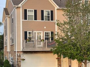 6021 N 167th Plz, Omaha, NE 68116