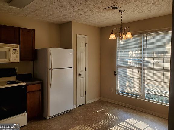 3rd image of 11420 S Grove Dr