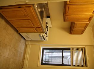 3060 48th St APT 1H, Astoria, NY 11103
