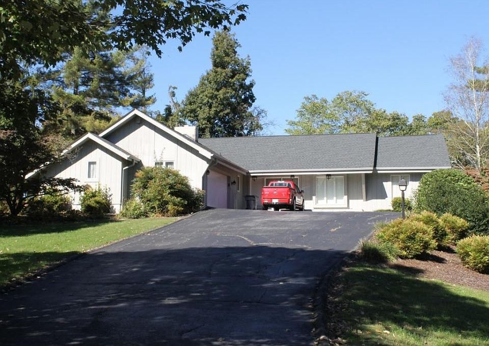 1st image of 57 Fairway Dr