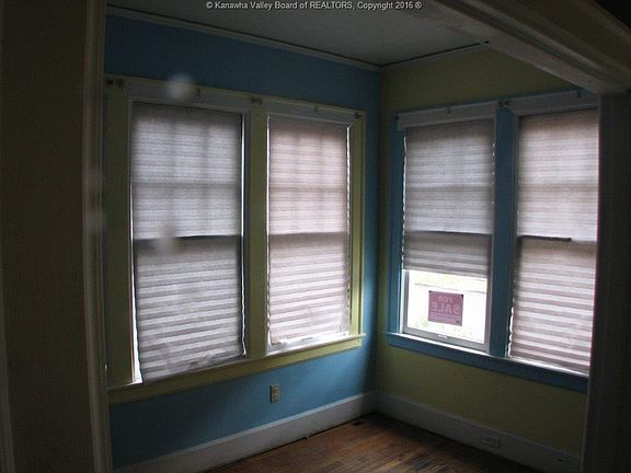 4th image of 614 1st Ave