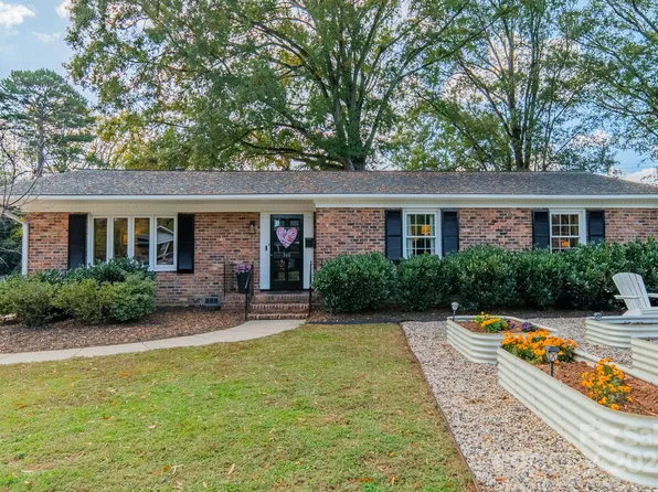 608 Gentry Pl, Charlotte, NC 28210