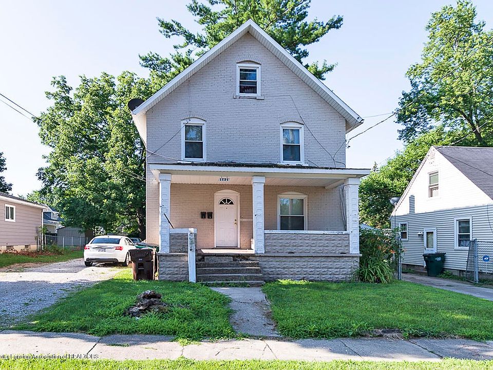 1121 Pulaski