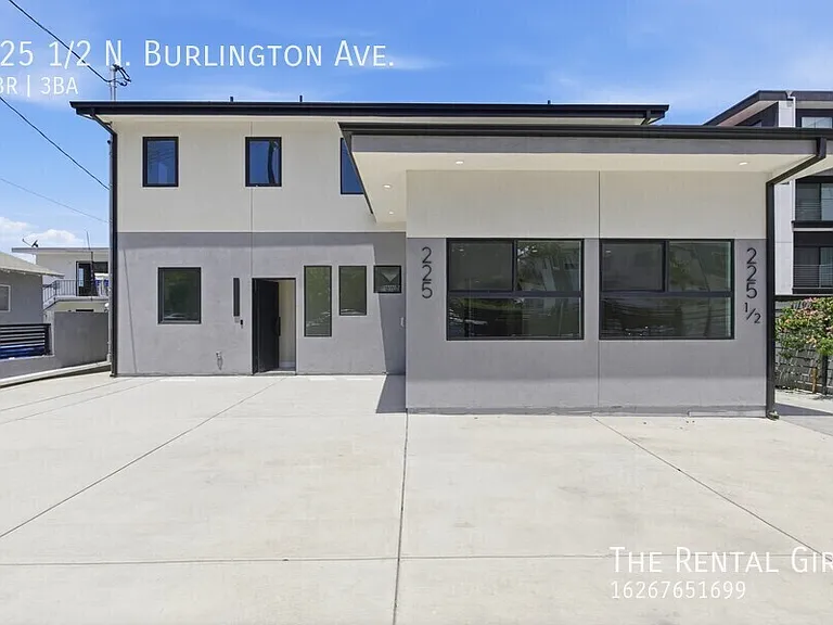 225 1/2 N Burlington Ave — Photo 26