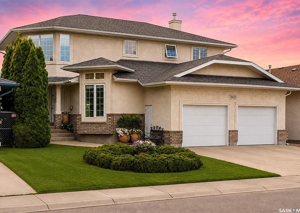 1st image of 3025 Birch CRESCENT