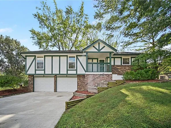 1507 Baker St, Liberty, MO 64068