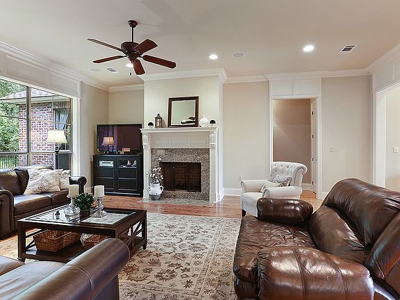 4th image of 14434 Oak Path Dr