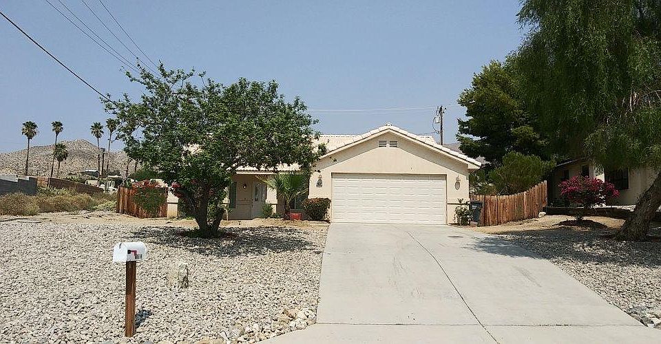 1st image of 66514 Yucca Dr