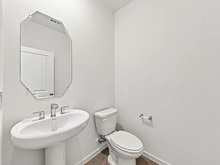 618 Amber Falls Dr — Photo 10
