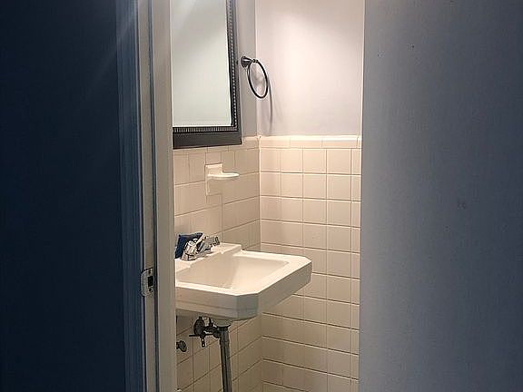 5th image of 4407 Bass Dr