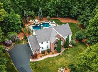 12 Gable Ridge Rd, Westborough, MA 01581