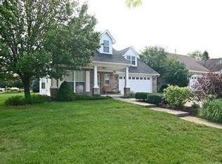 10293 Cheswick Ln, Fishers, IN 46037