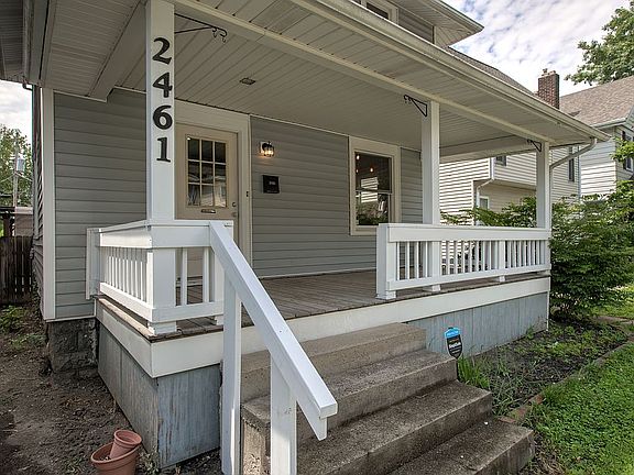 4th image of 2461 Indianola Ave