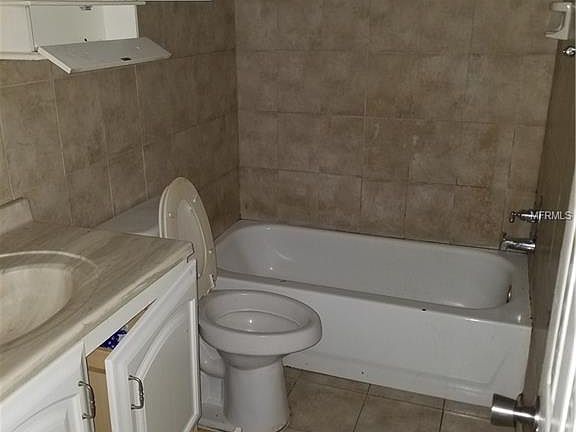 4th image of 2435 Auburn St S