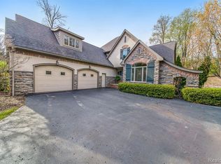 9852 Kings Valley, Clarkston, MI