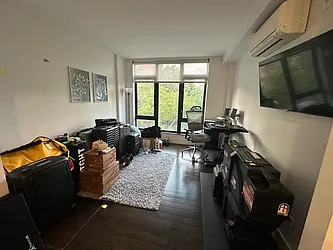 Rented by Living New York