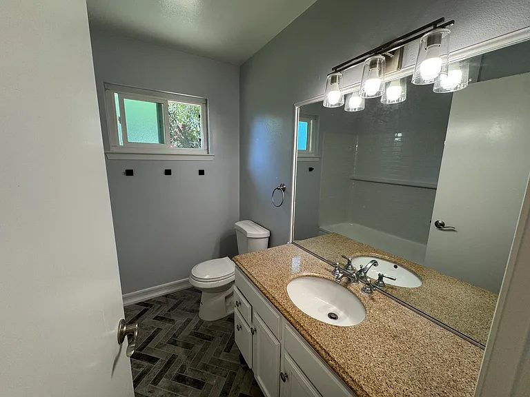 4501 Pasadena Ave — Photo 10