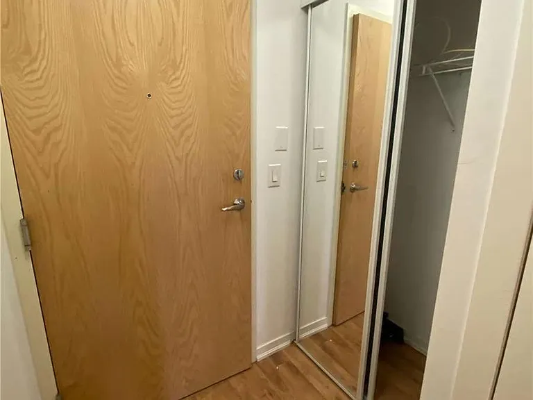 38 Joe Shuster Way #620 — Photo 2