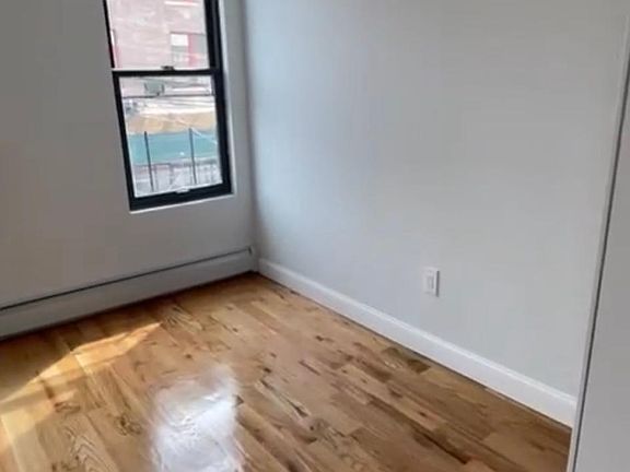 3rd image of 1421 Needham Ave Floor 2