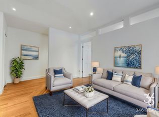 3140 30th St #A, Astoria, NY 11106