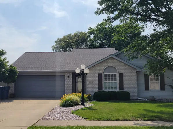 408 S Pleasant Dr, Kouts, IN 46347
