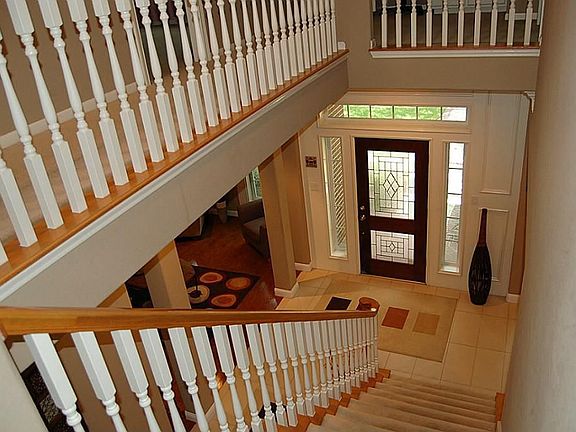 3rd image of 3111 Oakmont Dr