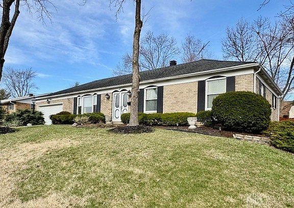 2nd image of 811 Kenbrook Dr
