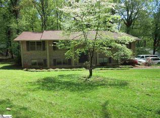 233 Devon Dr, Mauldin, SC 29662