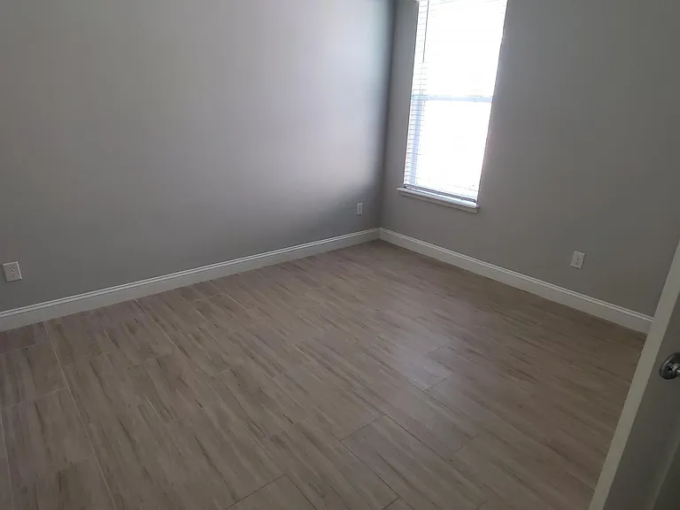 3173 Montilla Dr — Photo 11