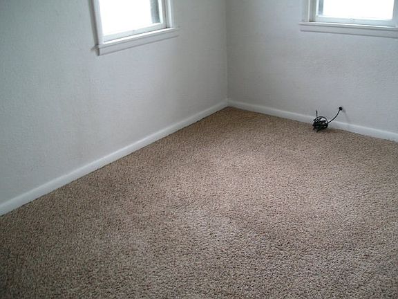 5th image of 1626 E Ash St