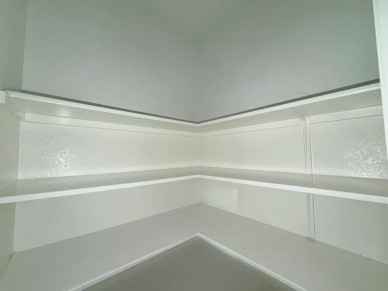 1009 Valley View Dr — Photo 28