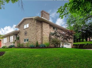 600 Clemson Dr, Pittsburgh, PA 15243