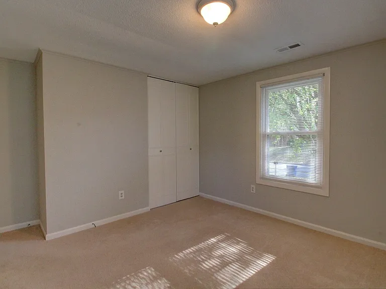 2530 Glenbrook Dr — Photo 11