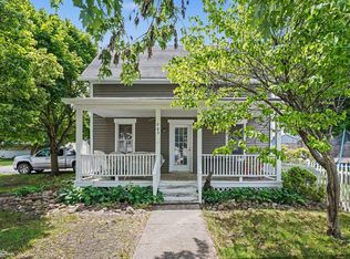 703 Brady St, Chesaning, MI 48616