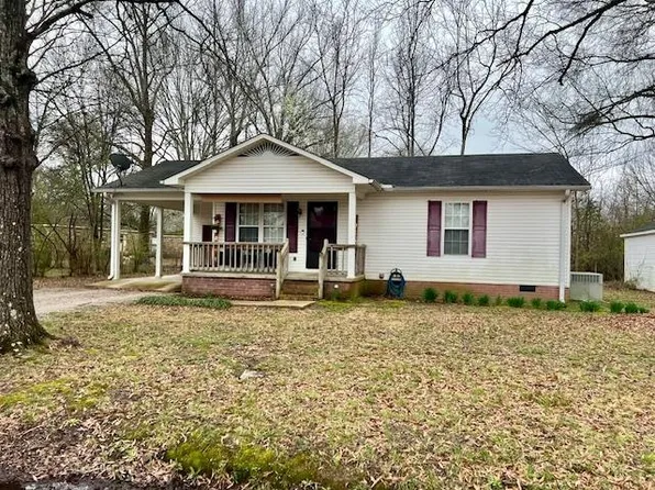 200 Cromwell St, Savannah, TN 38372