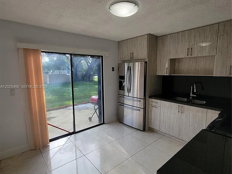 3504 NW 111th Ave #3504 — Photo 4
