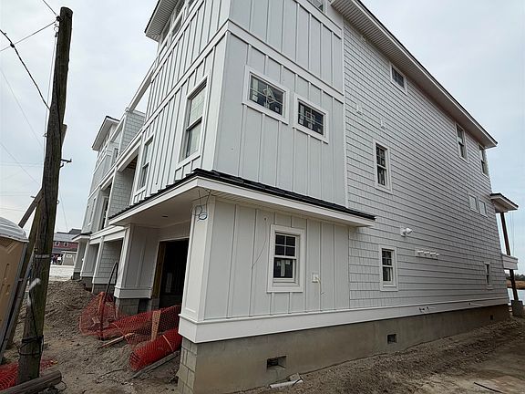 5th image of 1200 Wilson Dr #1200