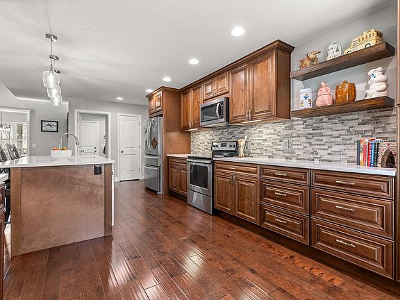 5th image of 68 Buster Ridge Ln