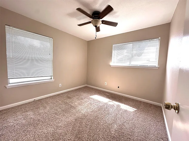 1602 Sagebrush Dr — Photo 12