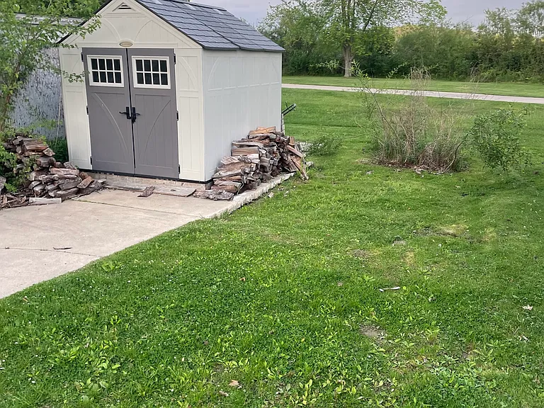 115 Wamplers Ct — Photo 2