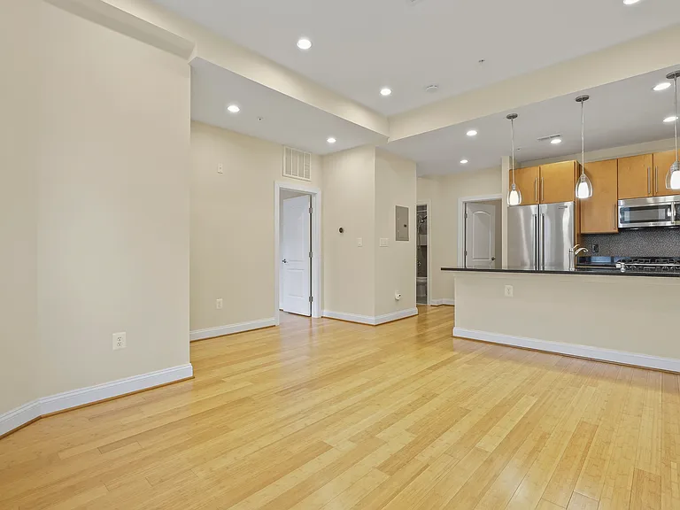 1333 Euclid St NW #201 — Photo 6