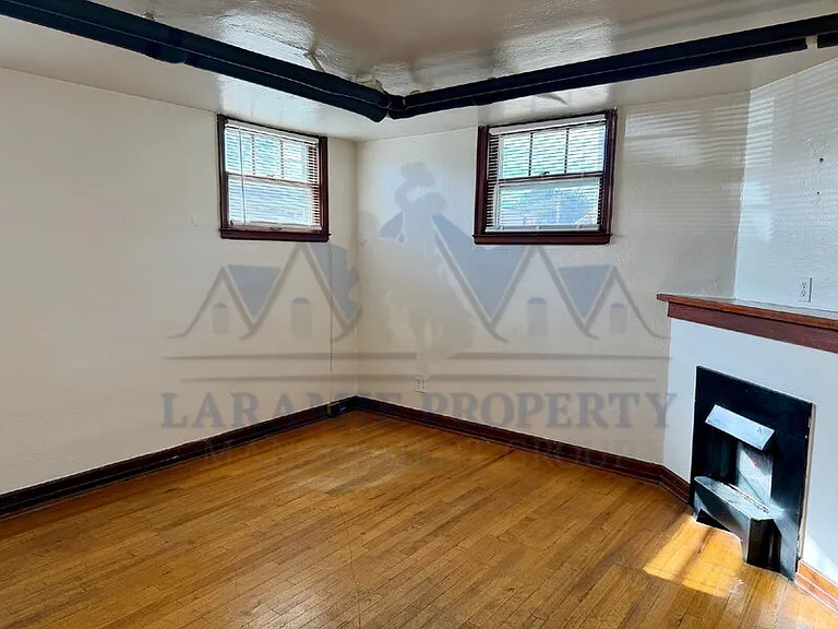 415 E Kearney St #3 — Photo 9