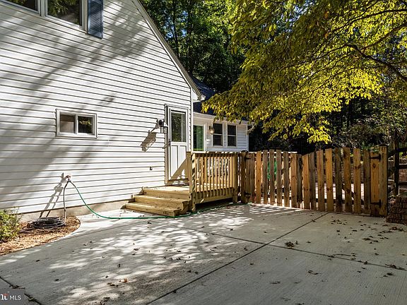2nd image of 1341 Calvert Beach Rd