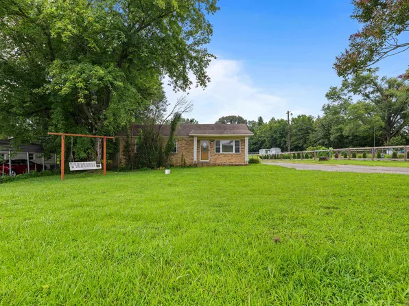 1115 Feathers Chapel Dr, Somerville, TN 38068